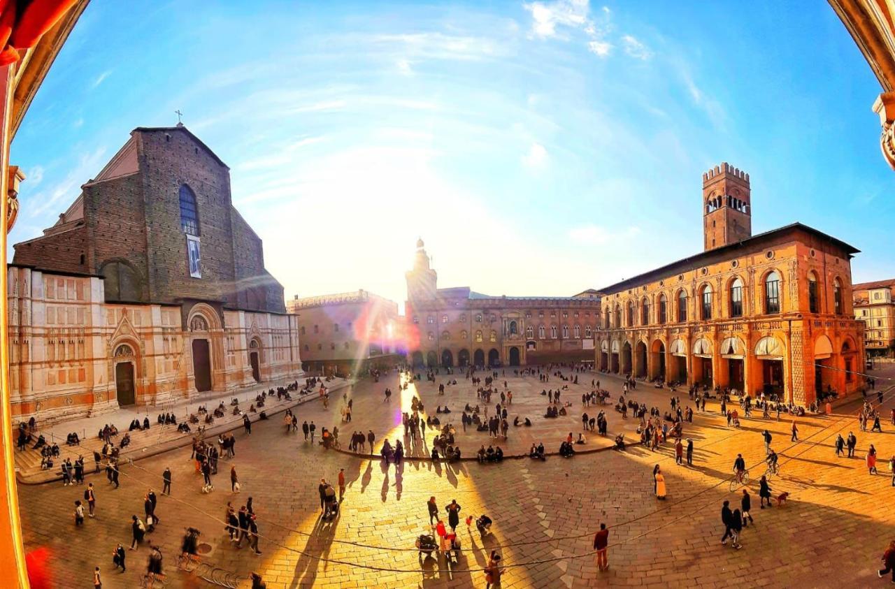 Urbanicooh Paracelso - Piazza Maggiore View Bolonia Zewnętrze zdjęcie