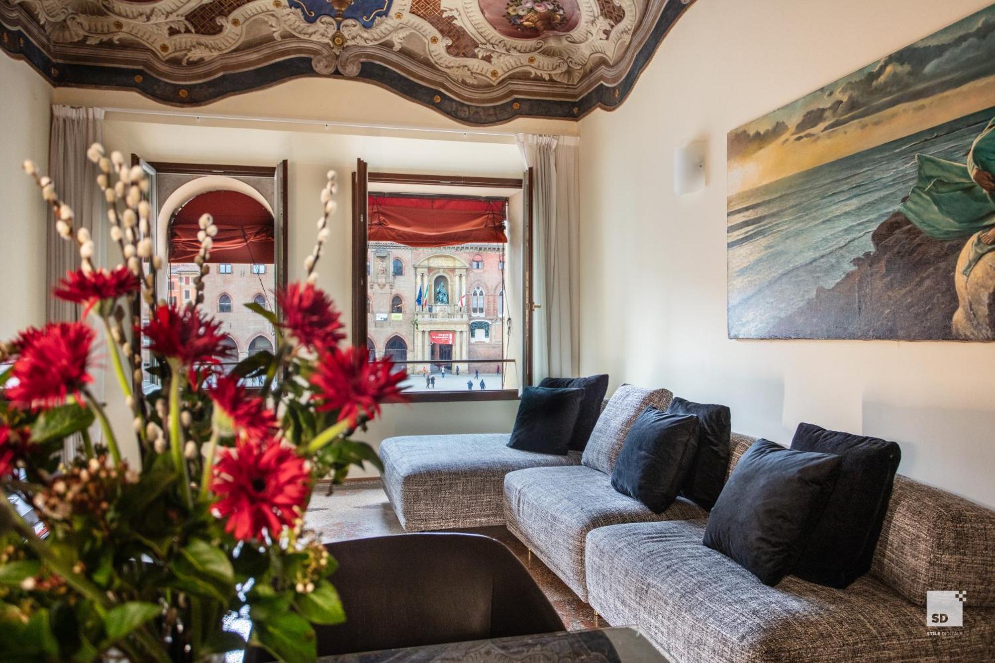 Urbanicooh Paracelso - Piazza Maggiore View Bolonia Zewnętrze zdjęcie